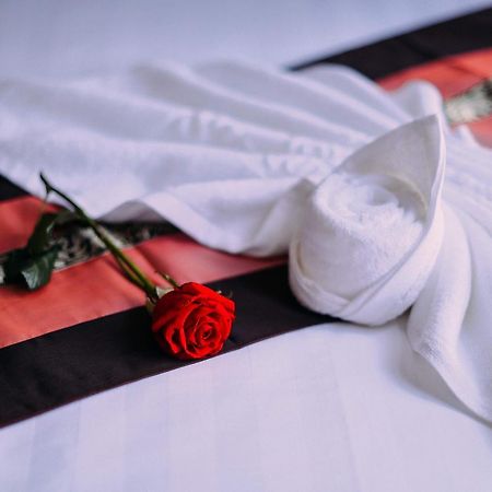 Sky Palace Boutique Hotel باتامبانغ المظهر الخارجي الصورة