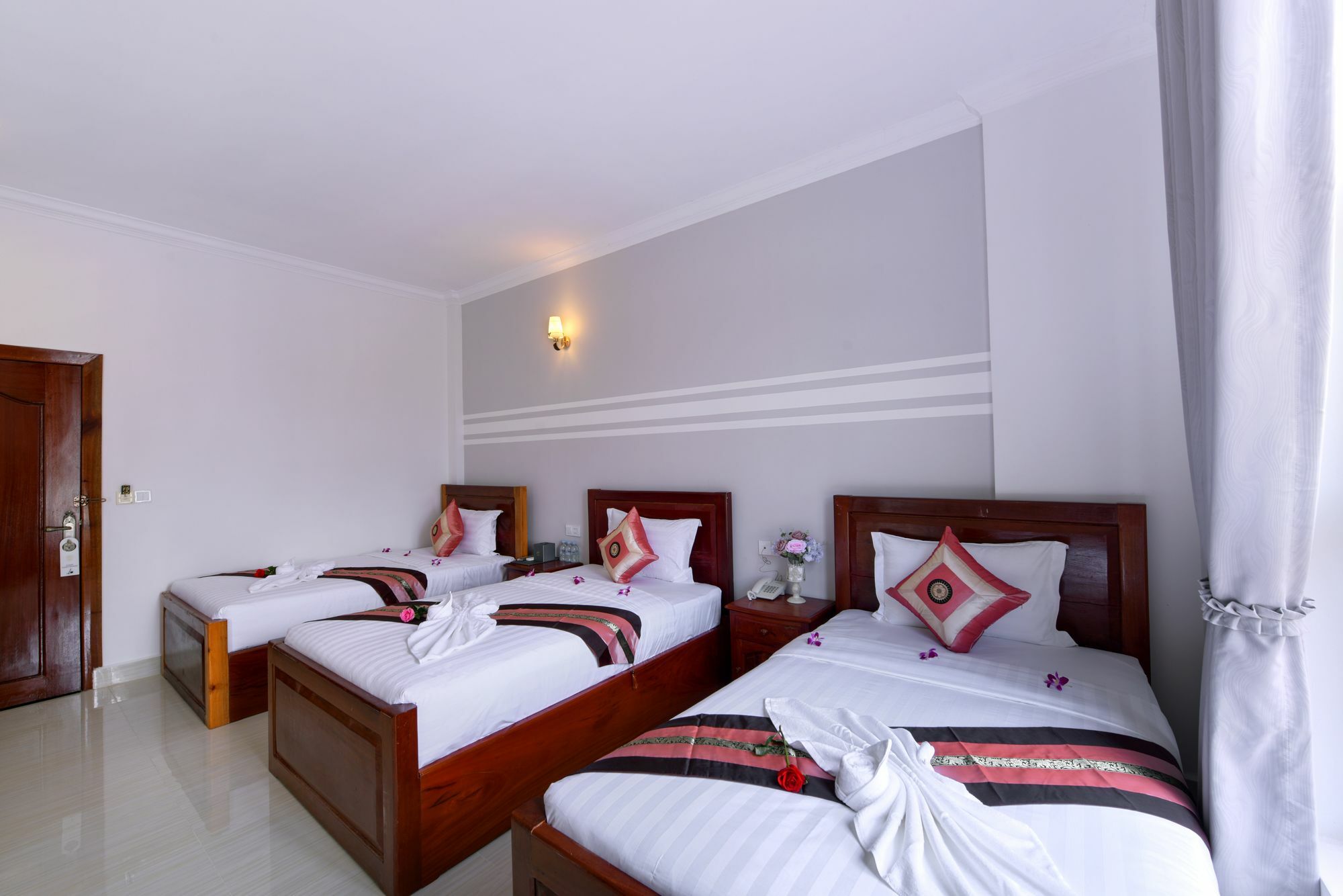 Sky Palace Boutique Hotel باتامبانغ المظهر الخارجي الصورة