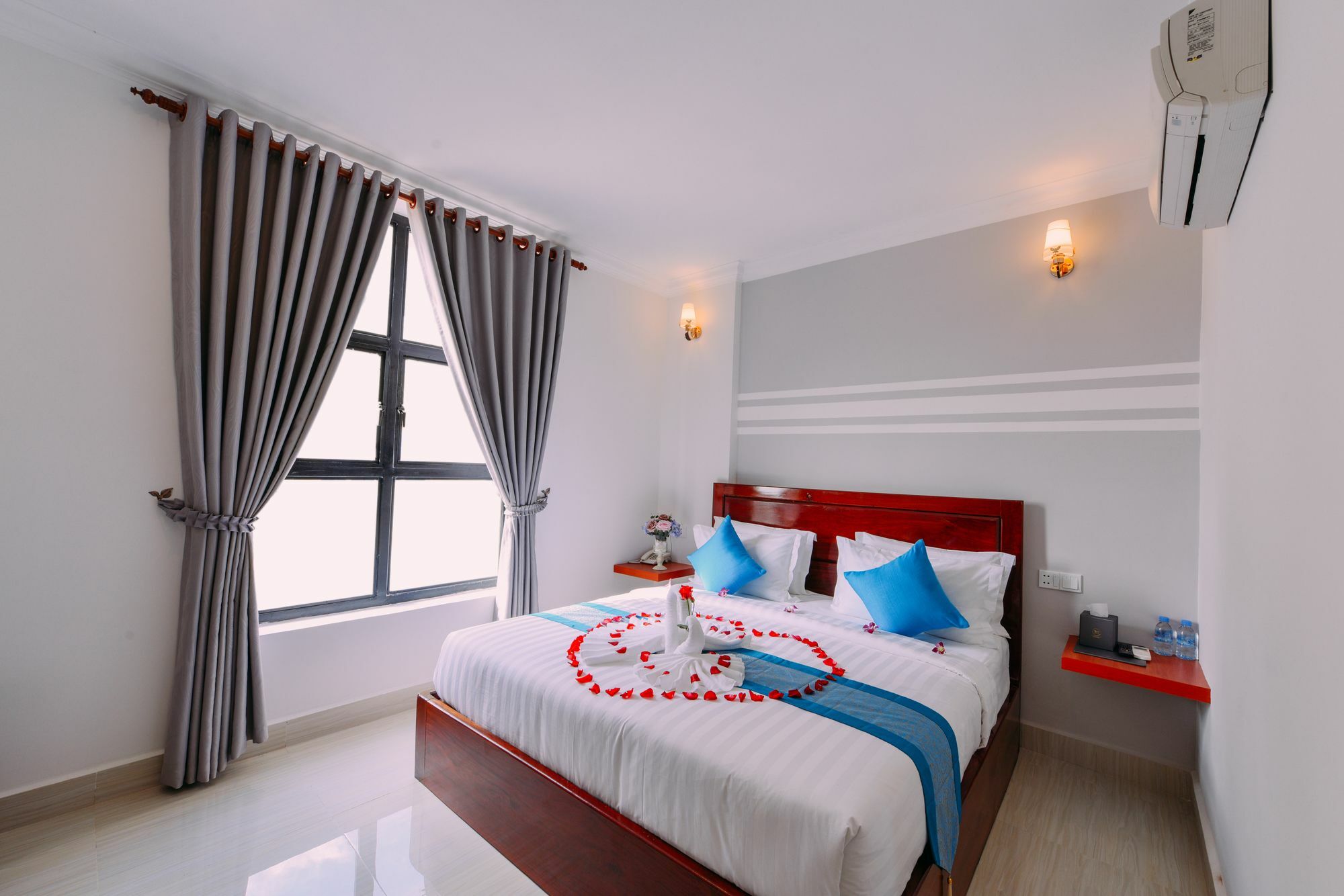 Sky Palace Boutique Hotel باتامبانغ المظهر الخارجي الصورة
