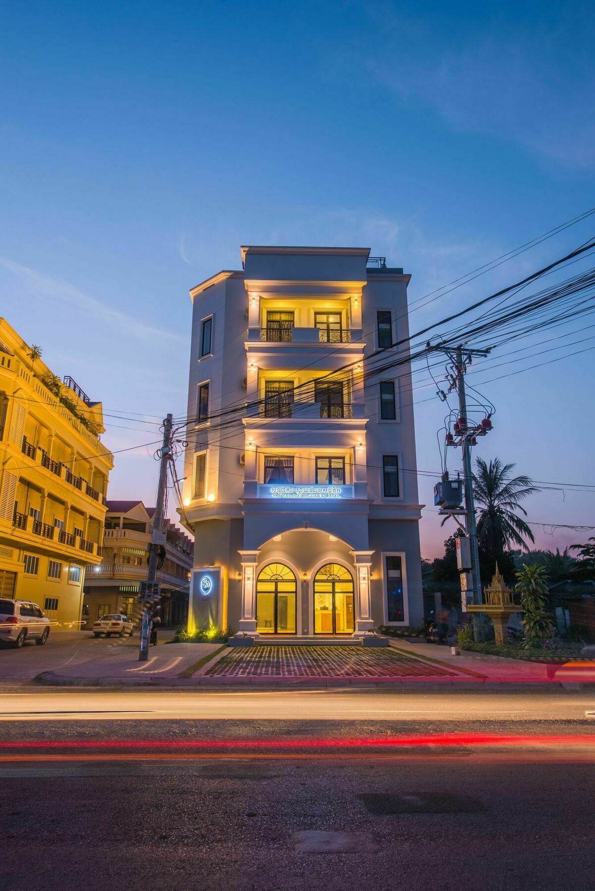 Sky Palace Boutique Hotel باتامبانغ المظهر الخارجي الصورة