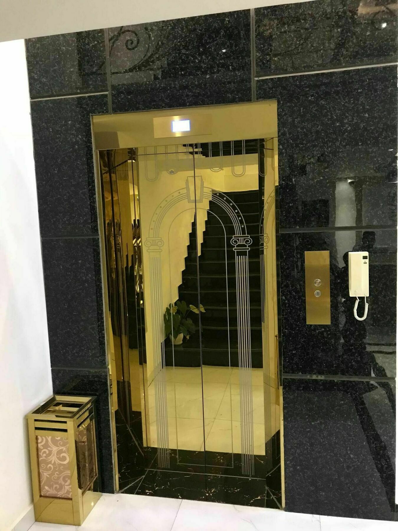 Sky Palace Boutique Hotel باتامبانغ المظهر الخارجي الصورة