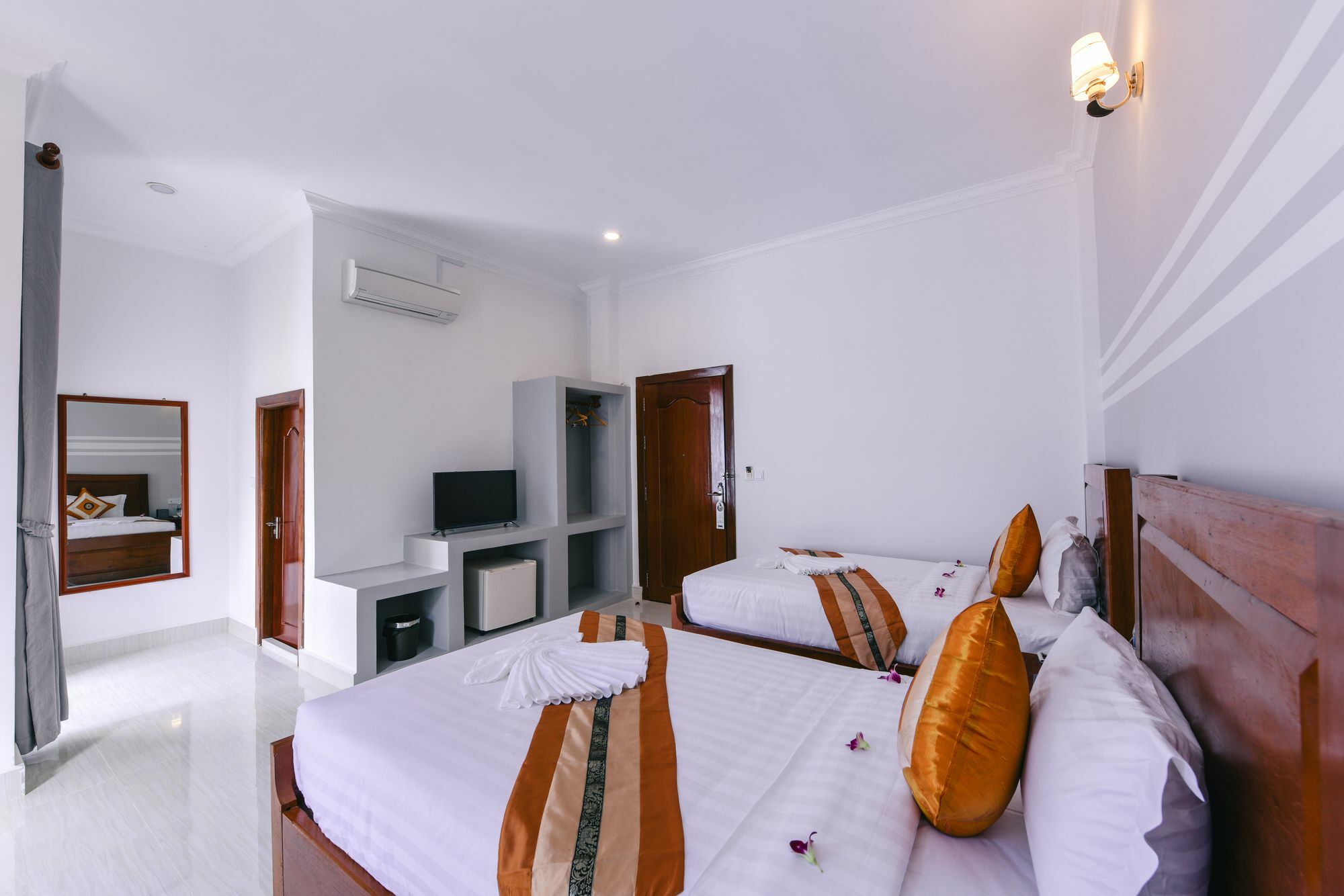 Sky Palace Boutique Hotel باتامبانغ المظهر الخارجي الصورة