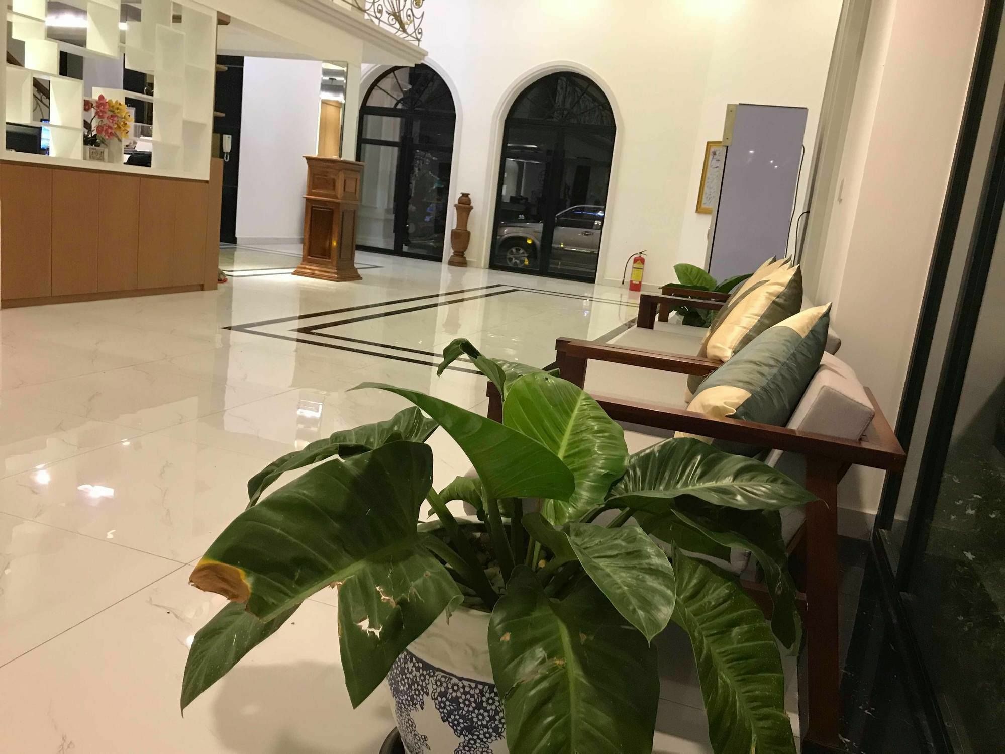 Sky Palace Boutique Hotel باتامبانغ المظهر الخارجي الصورة
